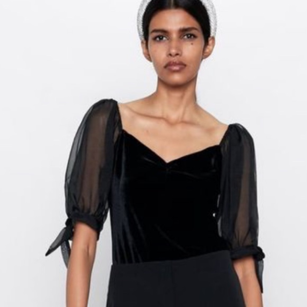 Zara Black Onsie suit in Small